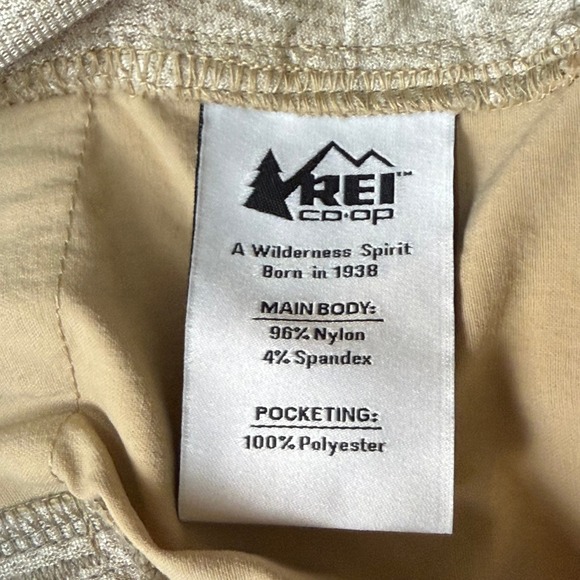 REI Co Op Pants Women 10 Khaki‎ Zip Off Convertible Cargo Shorts Outdoor Hiking - Picture 13 of 16